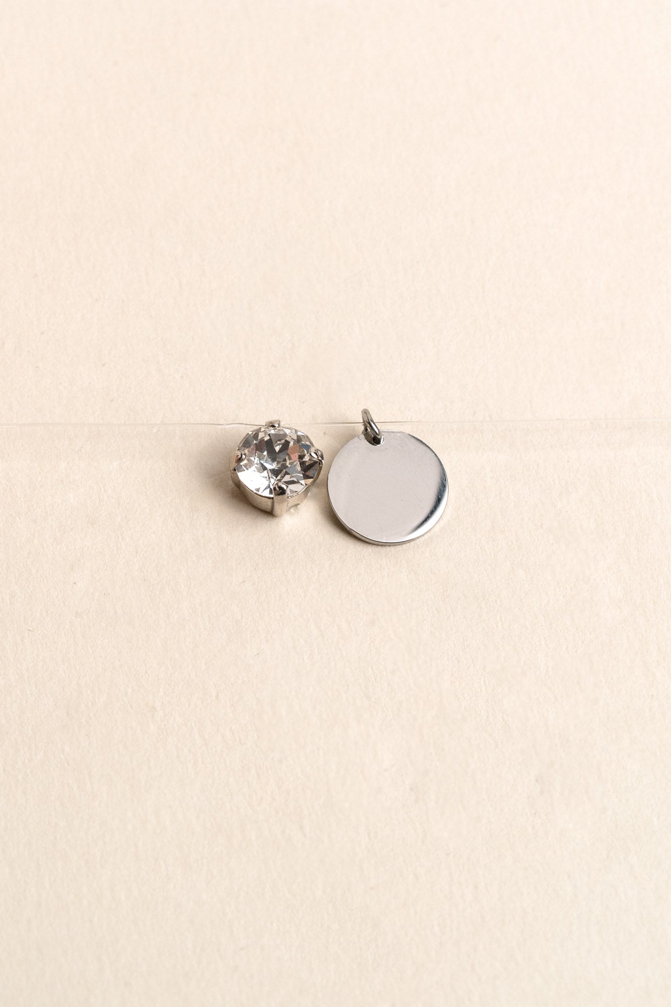 INVISIBLE NECKLACE WITH ENGRAVING SILVER