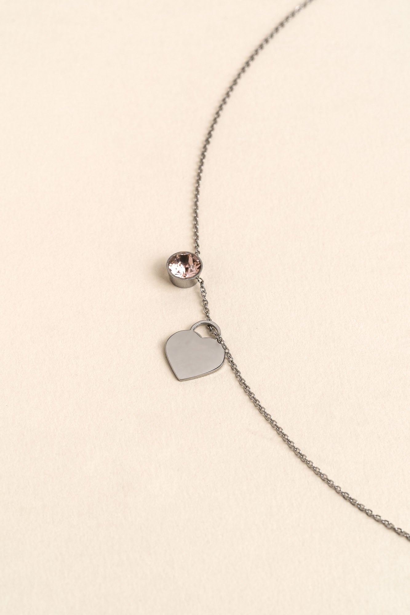 ENGRAVED HEART NECKLACE SILVER