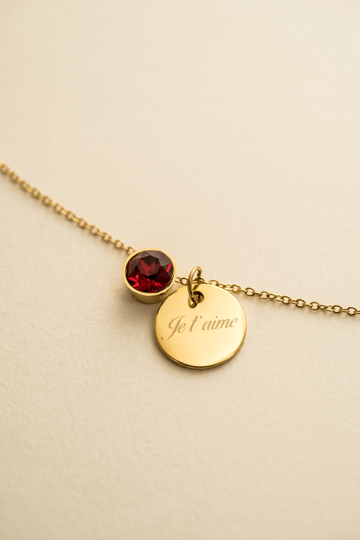 ENGRAVED NECKLACE EVA GOLD