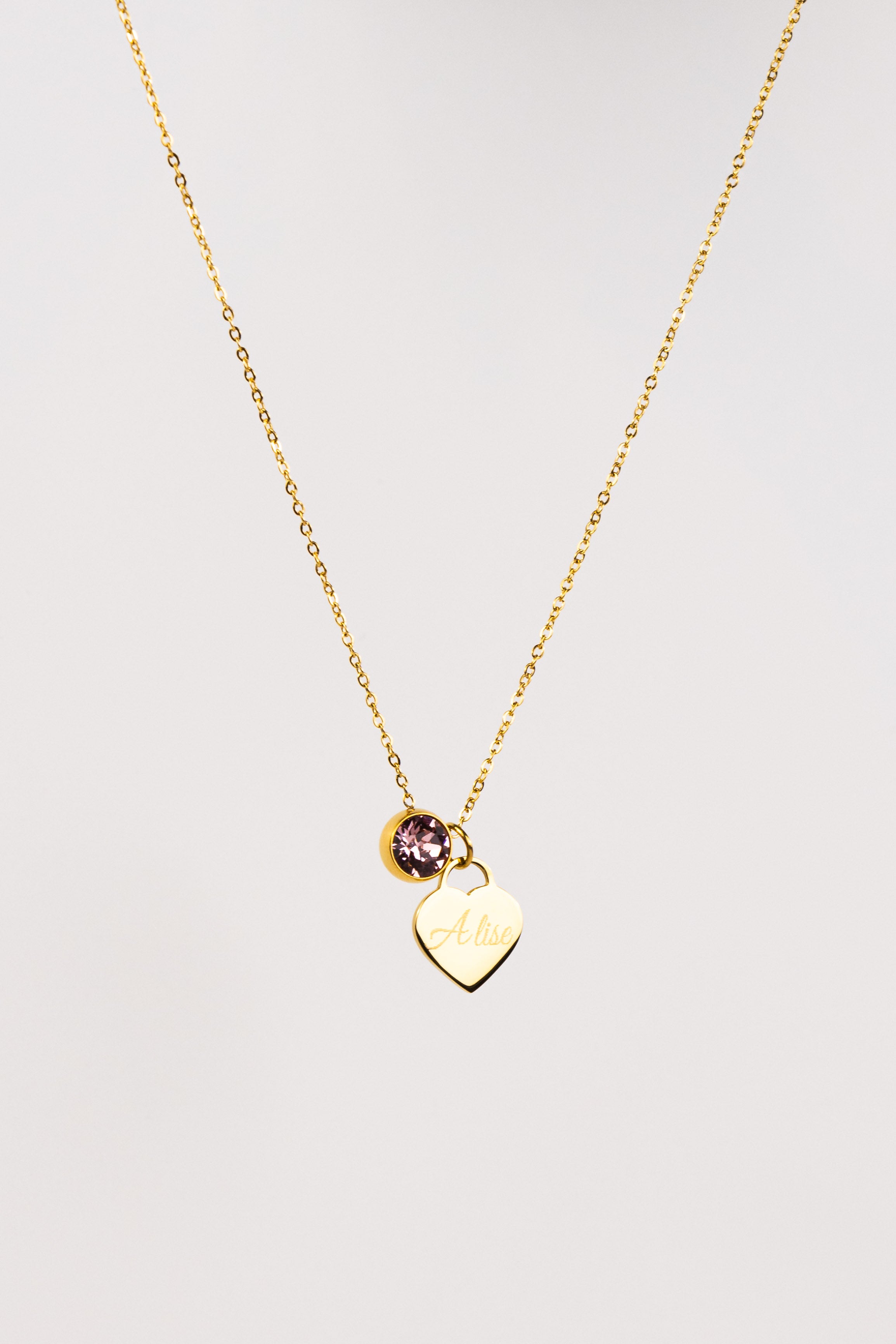 EVA HEART NECKLACE ENGRAVED GOLD