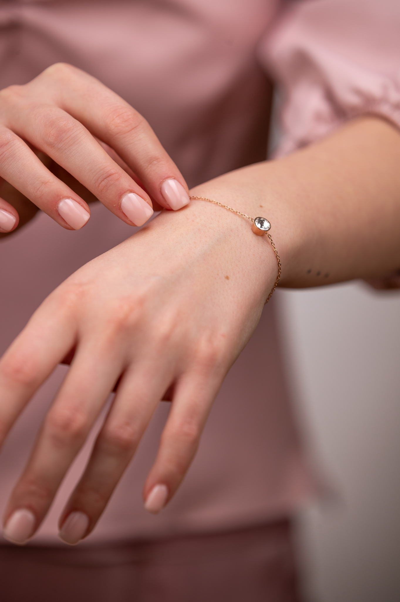 ONE CRYSTAL BRACELET ROSE GOLD