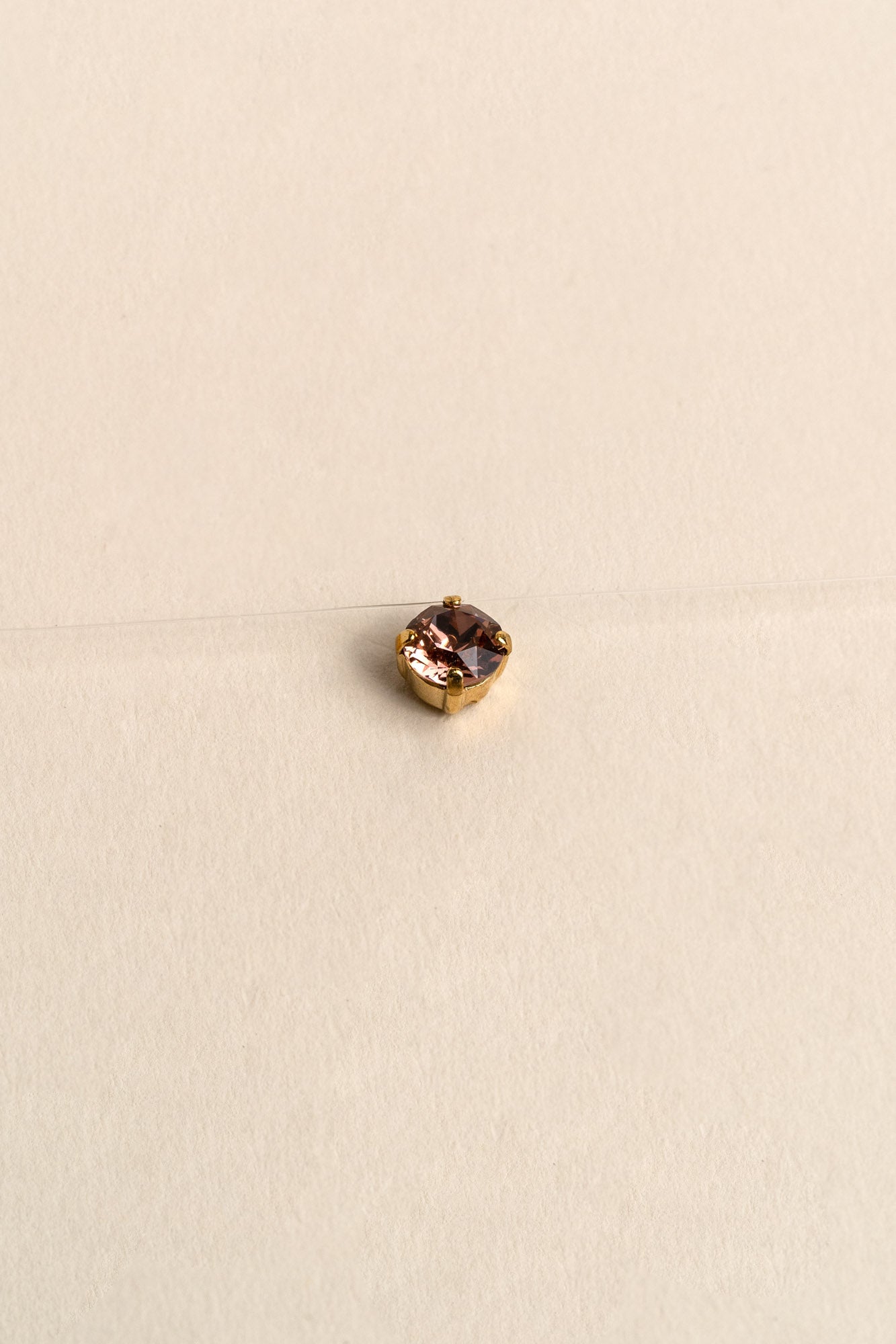 INVISIBLE NECKLACE GOLD