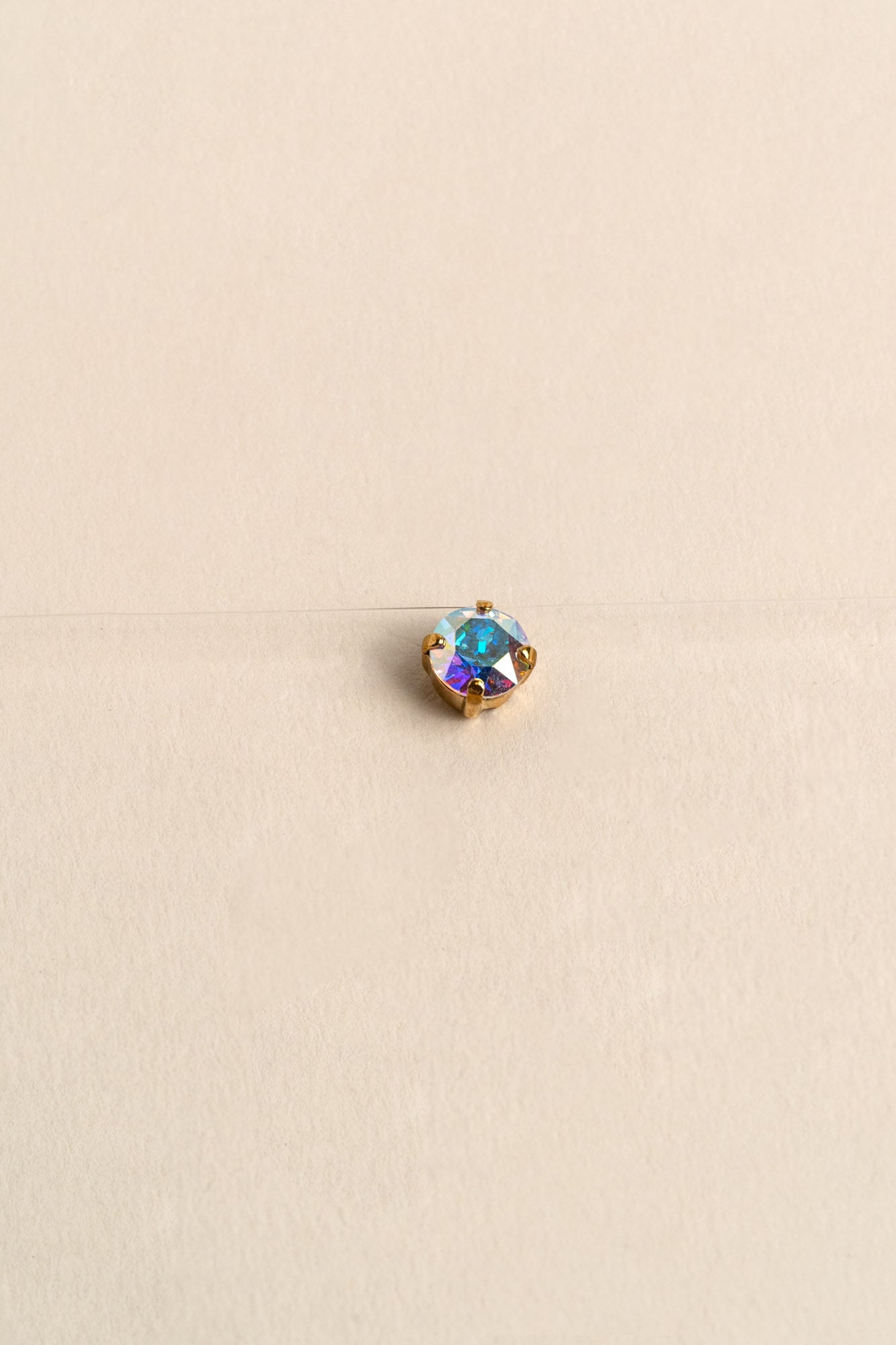 INVISIBLE NECKLACE GOLD