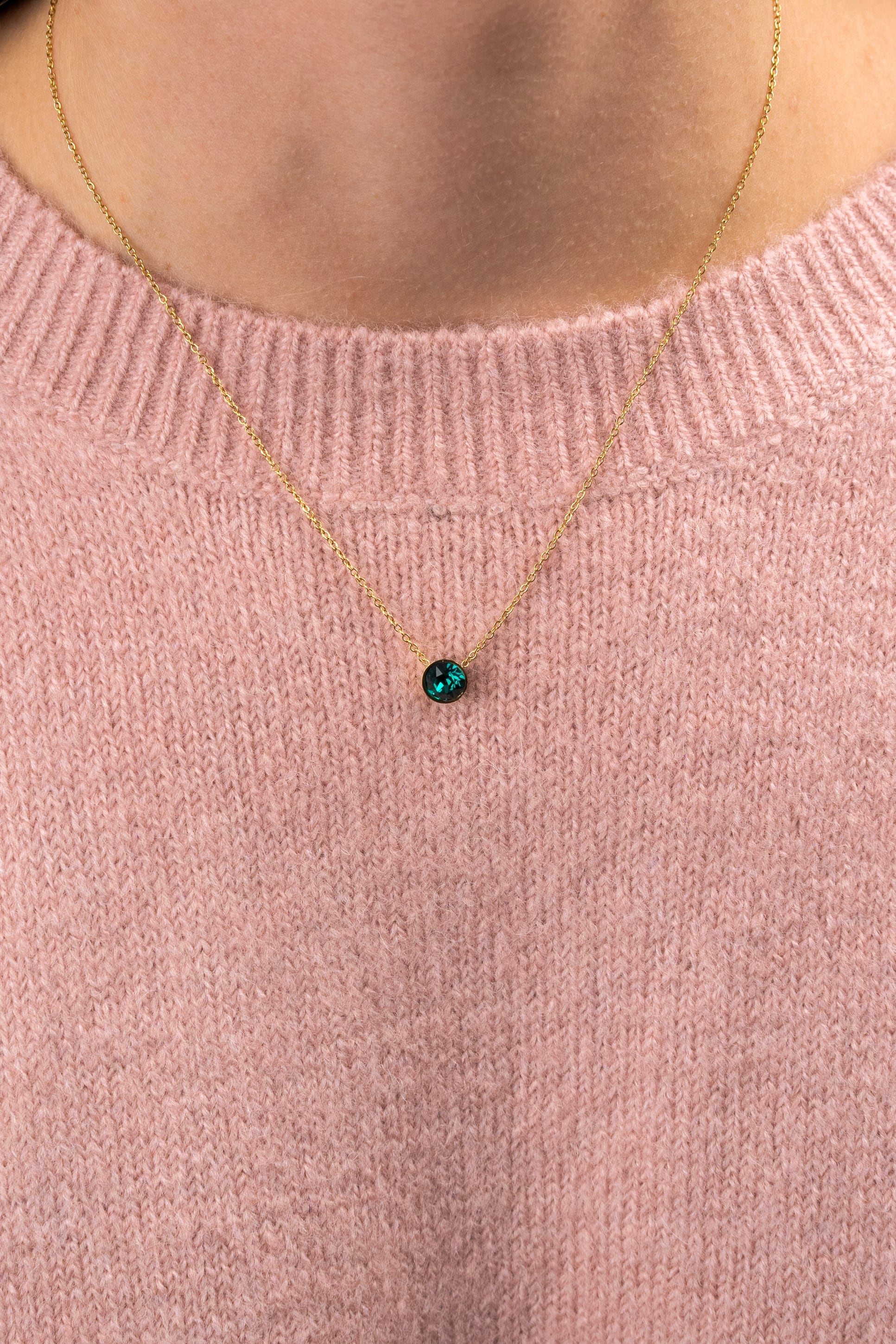 CHAIN NECKLACE WITH CRYSTAL GOLD