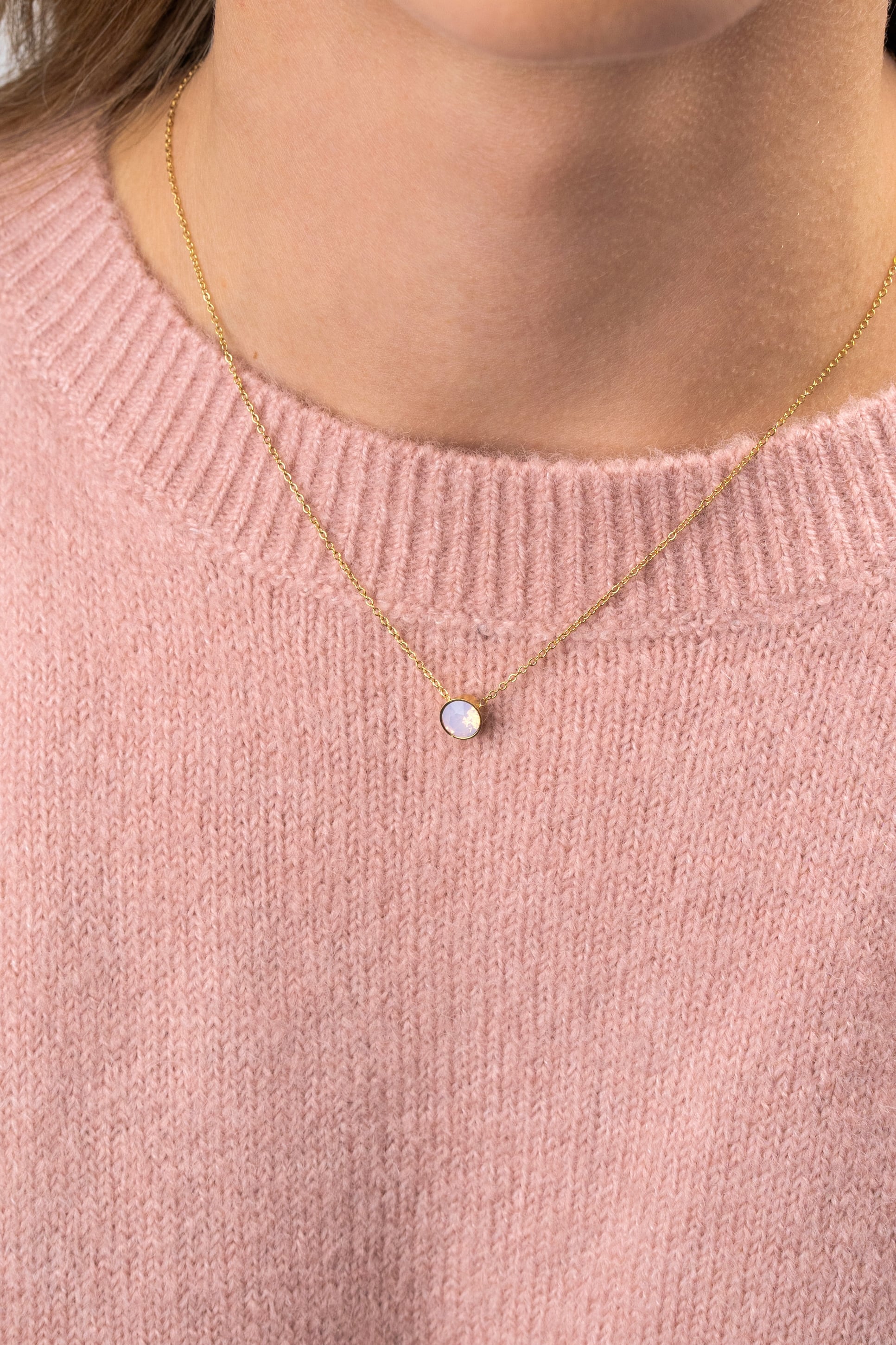 CHAIN NECKLACE WITH CRYSTAL ROSE GOLD