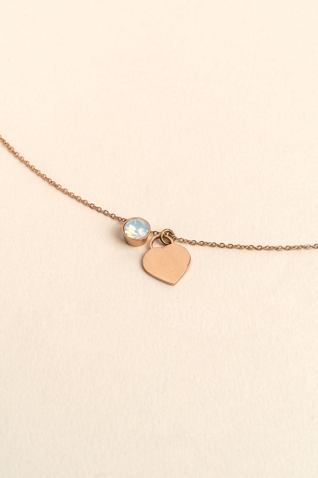 ENGRAVED HEART NECKLACE ROSE GOLD