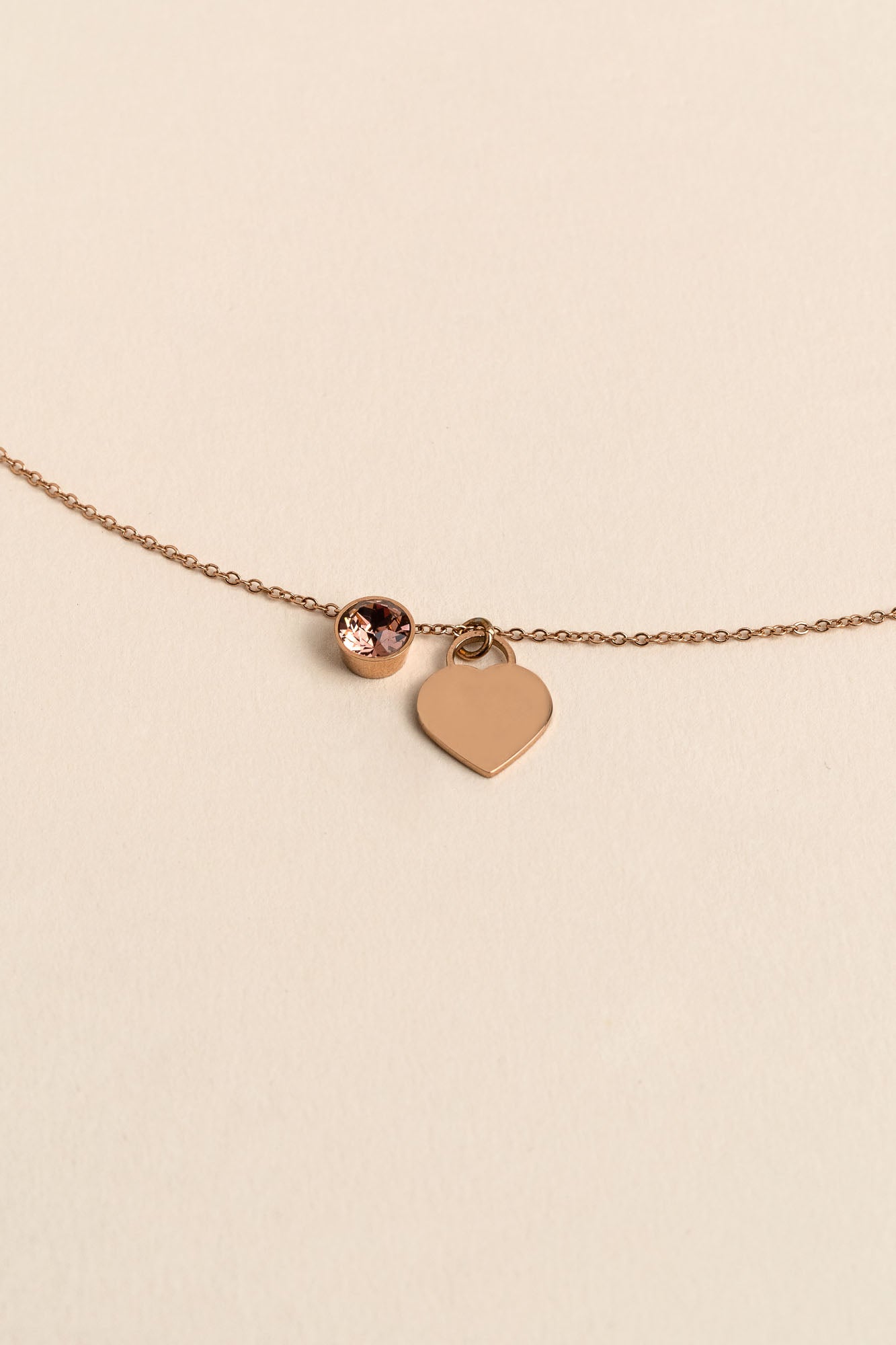 ENGRAVED HEART NECKLACE ROSE GOLD