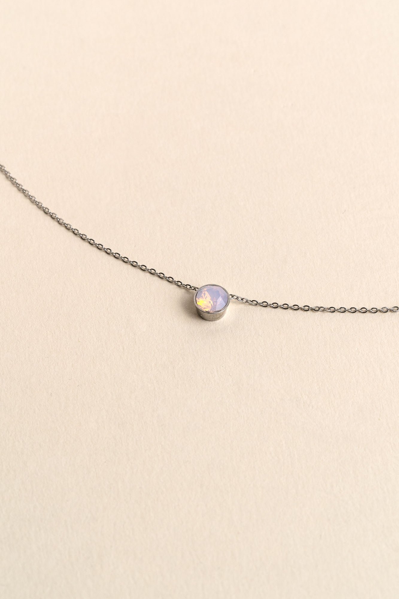 CHAIN NECKLACE WITH CRYSTAL SILVER