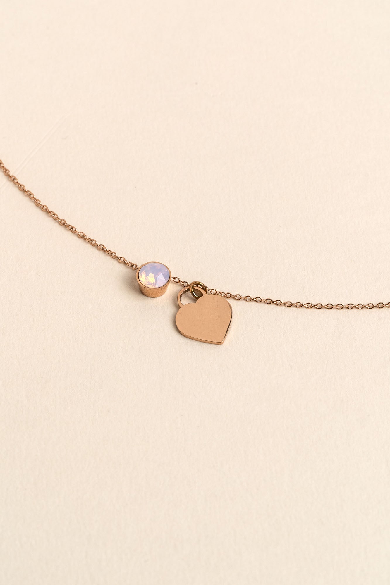 ENGRAVED HEART NECKLACE ROSE GOLD