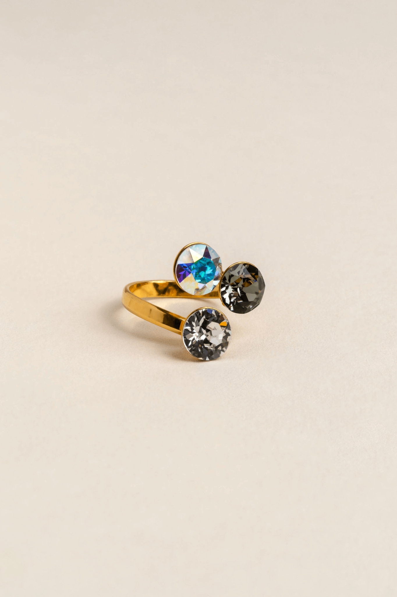 TRIPLE RING