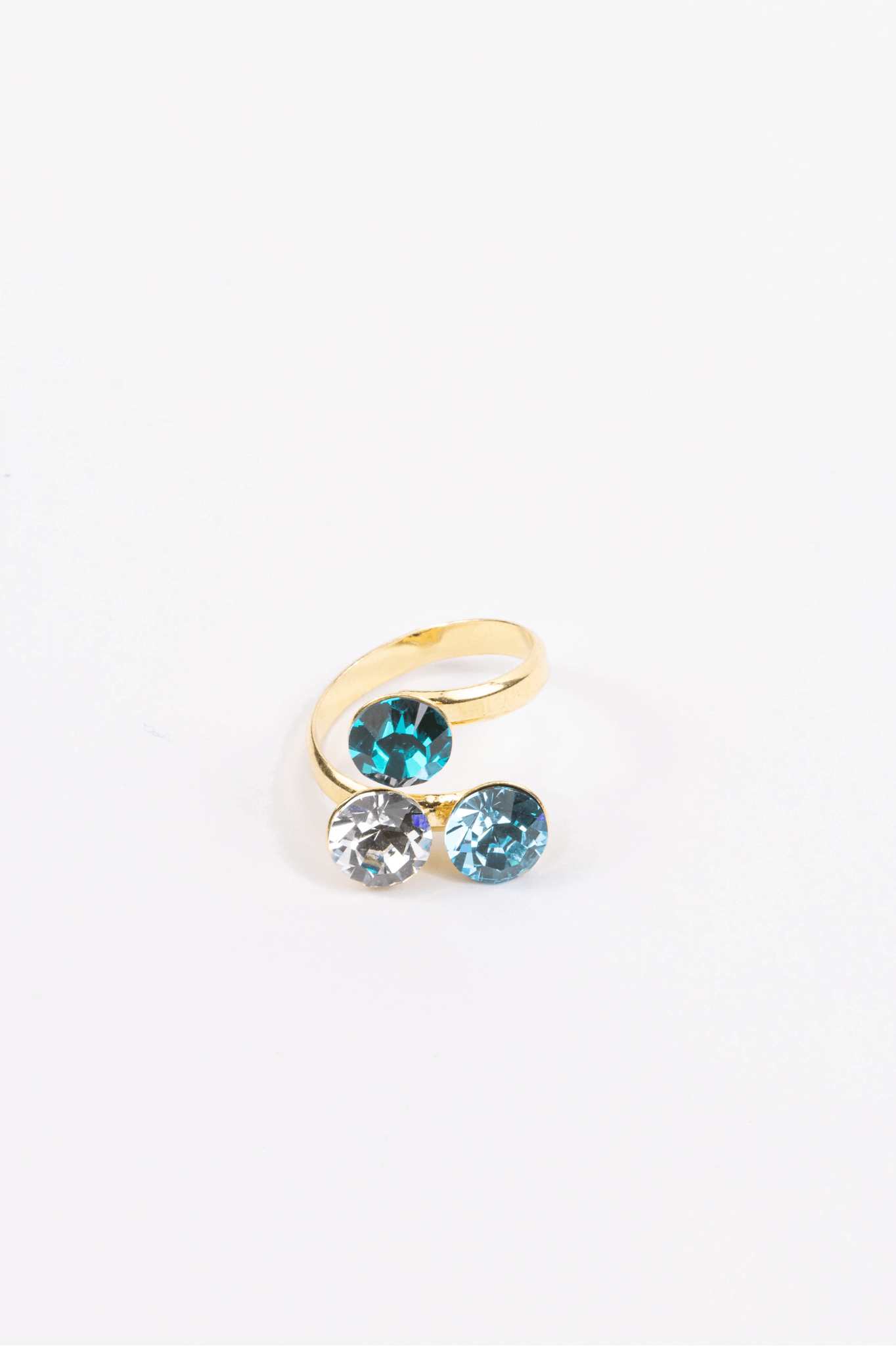 TRIPLE RING