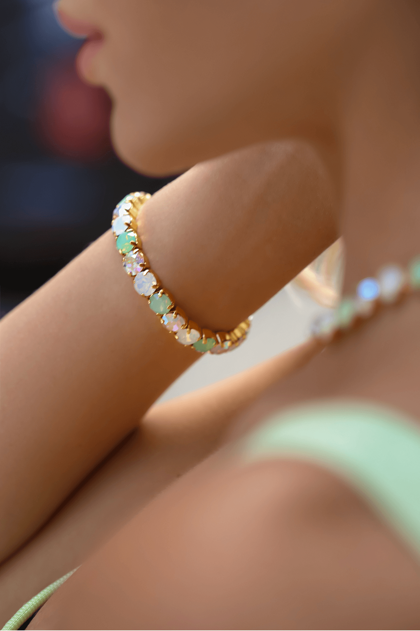 mint chocker bracelet